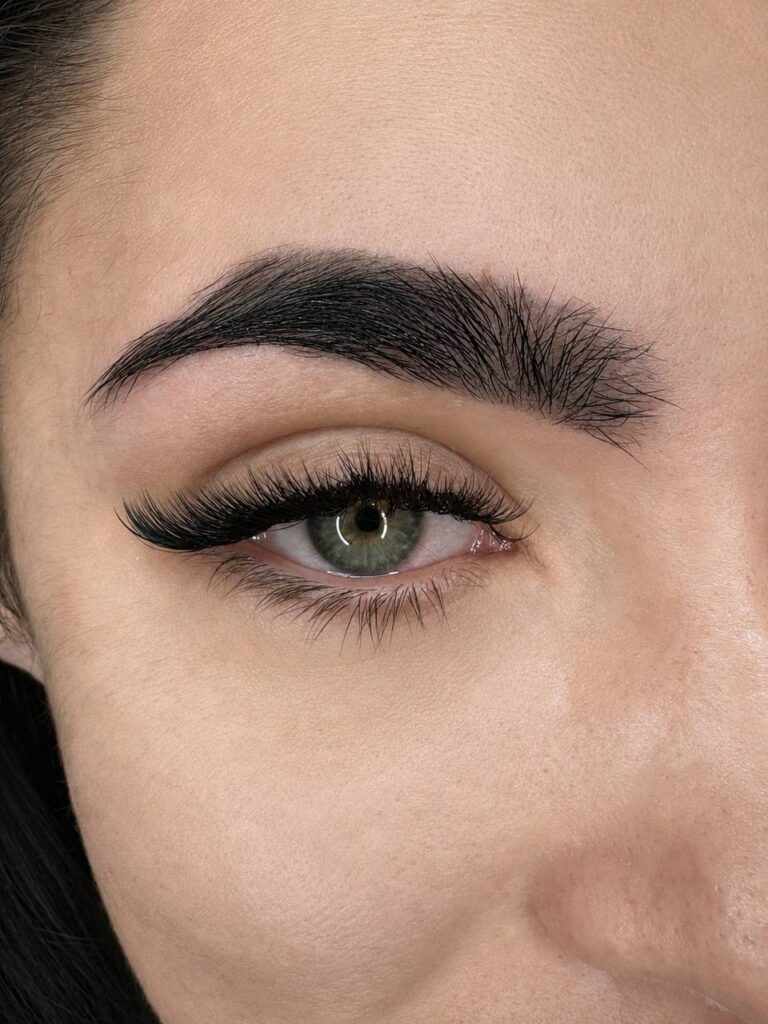 przedłużanie rzęs Łódź